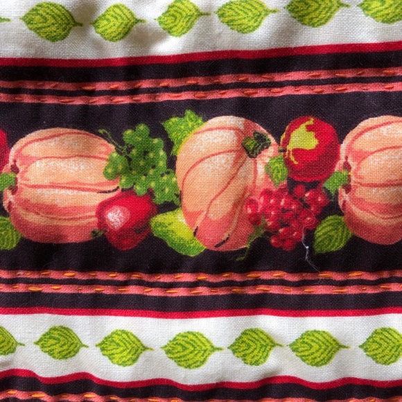 Thanksgiving Table Runner and Pumpkin Place Mat Hand Quilted Set of 2 - Picture 4 of 8